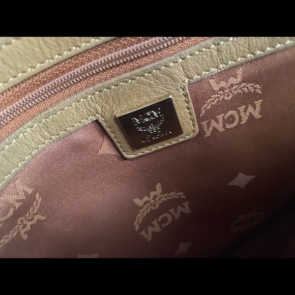 MCM Large Visetos Stark studded Backpack - Picture 10 of 12